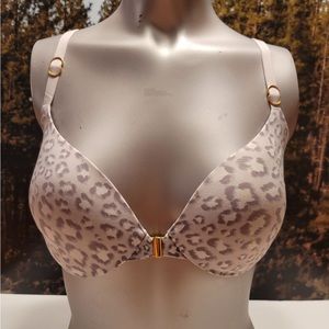 Victoria’s Secret bra